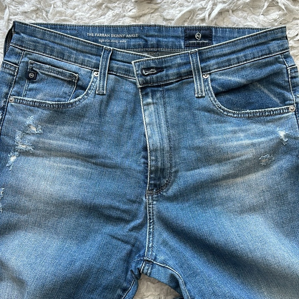 AG The Farrah Jeans - Picture 4 of 5